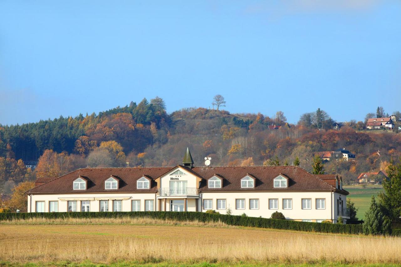 Hotel Brada Jičín Eksteriør bilde